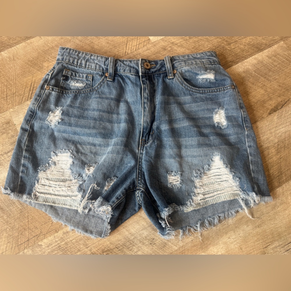 KanCan size LARGE jean shorts, distressed